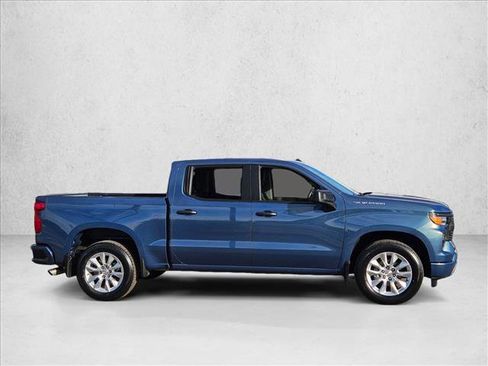 Used 2024 Chevrolet Silverado 1500 Custom image 4