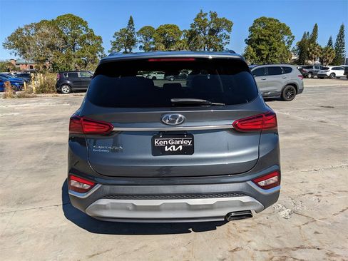 Used 2020 Hyundai Santa Fe SE image 8