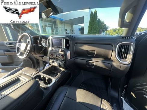 Used 2020 Chevrolet Silverado 1500 LT Trail Boss AWD/4WD image 34