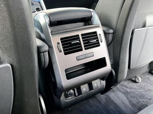 Used 2020 Land Rover Range Rover Sport HSE image 10