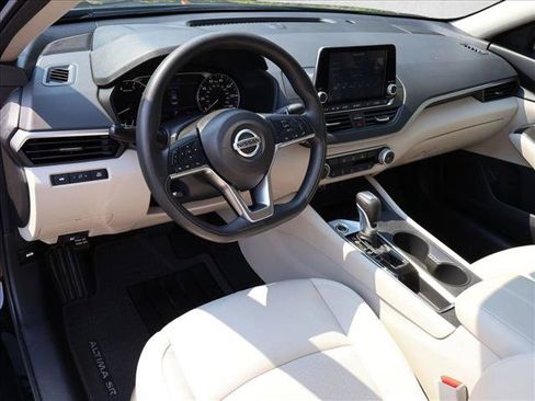 Used 2019 Nissan Altima 2.5 S FWD image 13