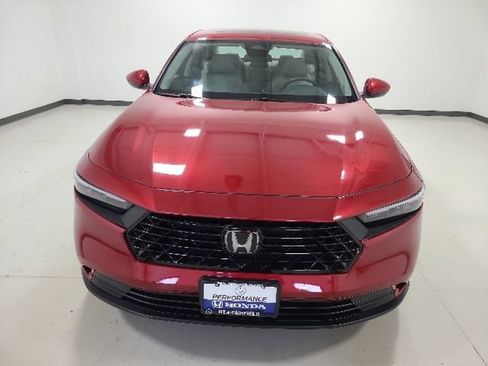 Used 2024 Honda Accord EX image 4