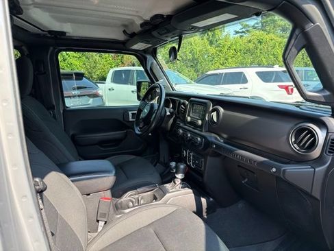 Used 2020 Jeep Wrangler Unlimited Sport AWD/4WD image 9