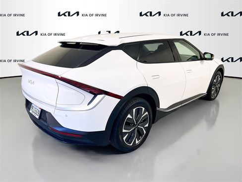 Certified 2024 Kia EV6 Light image 8