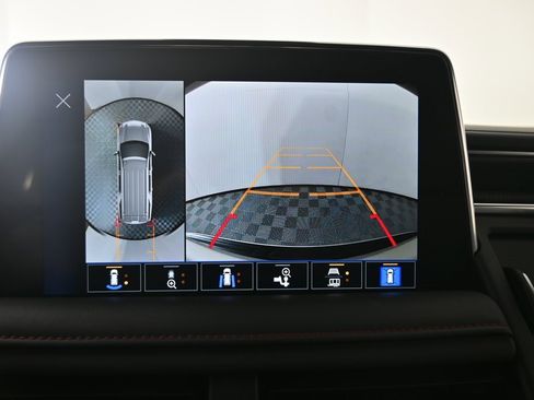 Used 2024 Chevrolet Tahoe RST w/ RST Performance Edition image 29