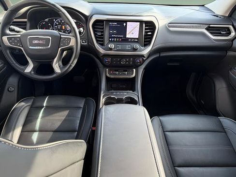 Used 2022 GMC Acadia Denali w/ Denali Ultimate Package image 11