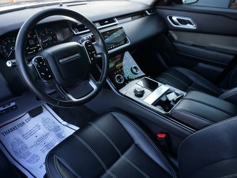 Used 2018 Land Rover Range Rover Velar S image 26