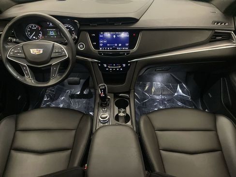 Used 2024 Cadillac XT5 Luxury w/ LPO, Floor Liner Package image 12