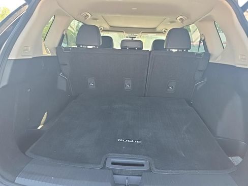 Certified 2023 Nissan Rogue SV w/ SV Premium B Package AWD/4WD image 14