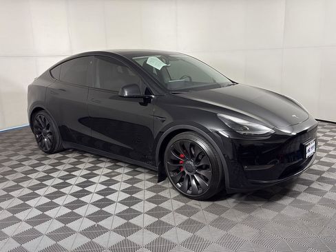Used 2021 Tesla Model Y Performance AWD/4WD image 2