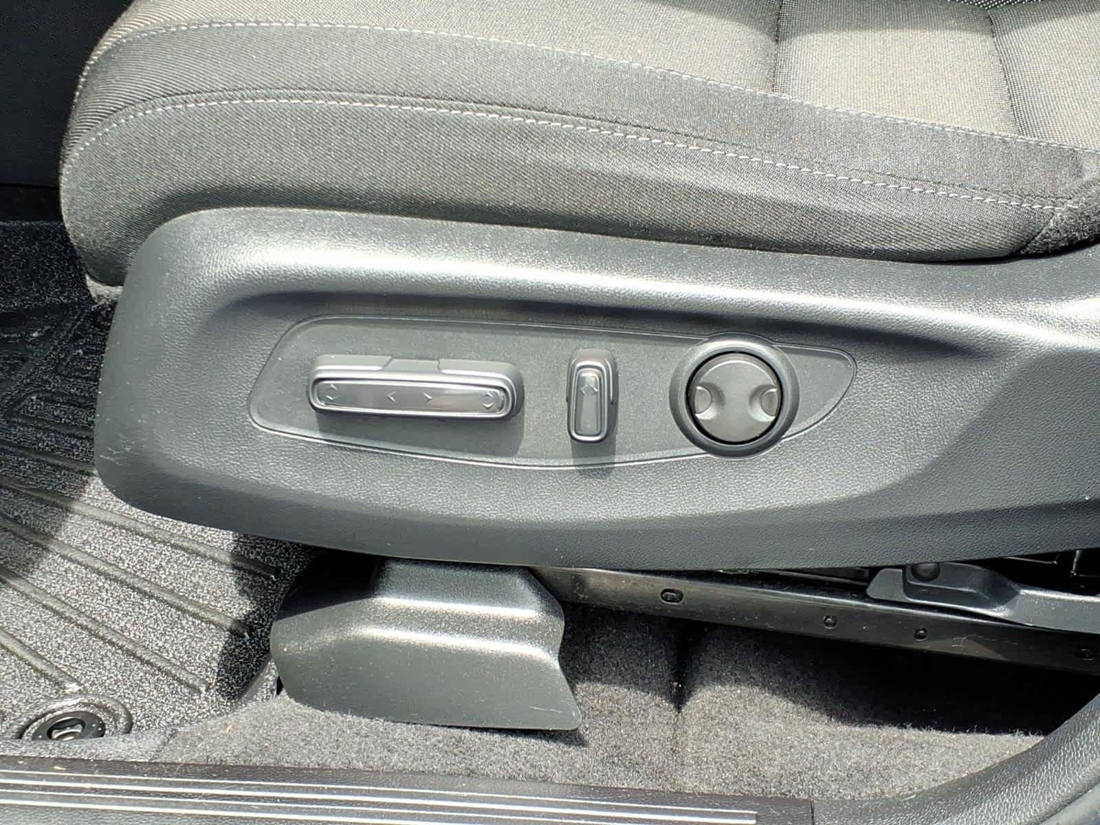 Used 2024 Honda CR-V EX image 15