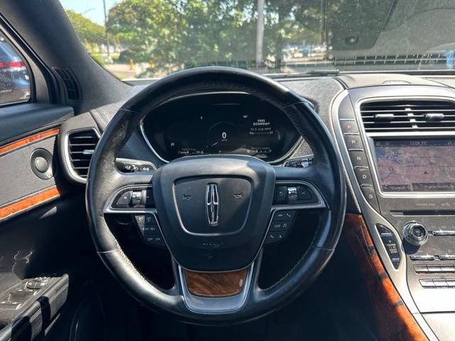 Used 2020 Lincoln Nautilus Reserve w/ Cargo Utility Package AWD/4WD image 14