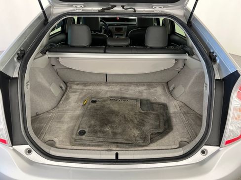 Used 2013 Toyota Prius Three w/ Solar Roof Pkg FWD image 25