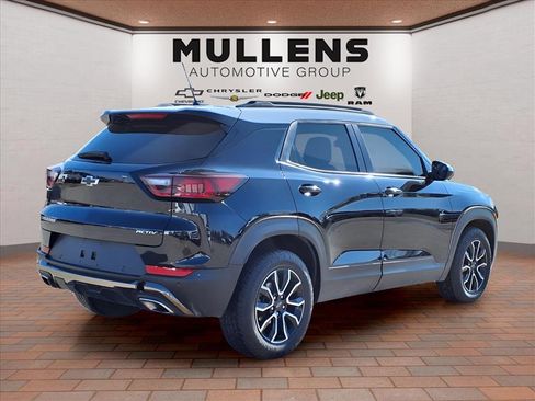 Used 2024 Chevrolet TrailBlazer ACTIV w/ Convenience Package image 5