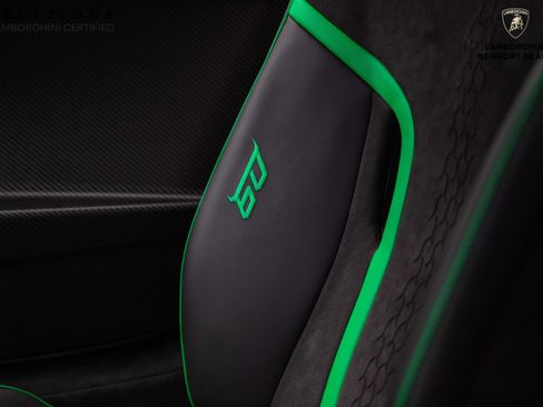 Used 2023 Lamborghini Huracan Tecnica image 34