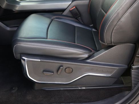 Used 2022 Ford F150 Lariat w/ Max Trailer Tow Package image 16