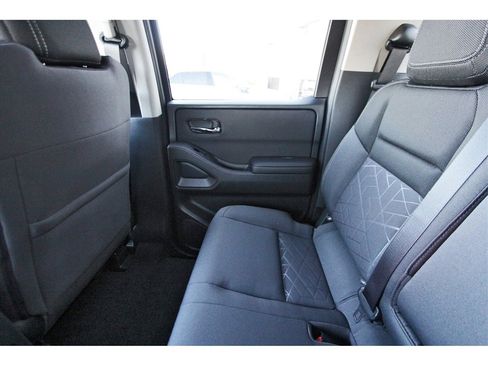 New 2026 Nissan Frontier SV image 10