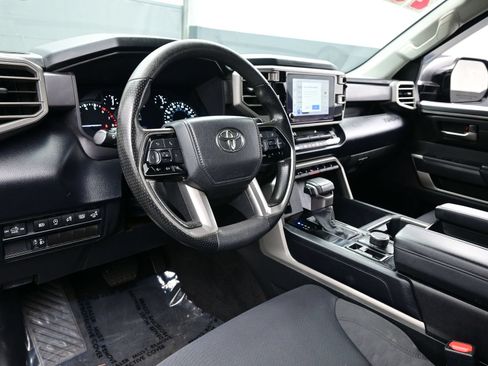 Used 2023 Toyota Tundra SR5 w/ SR5 Convenience Package AWD/4WD image 12