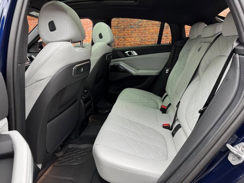 New 2026 BMW X6 xDrive40i image 23
