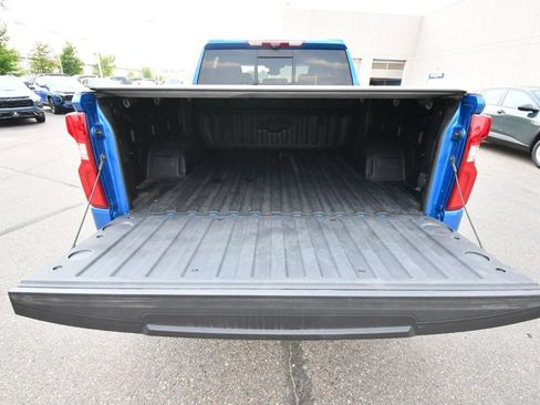 Used 2022 Chevrolet Silverado 1500 LTZ w/ LTZ Premium Package AWD/4WD image 7