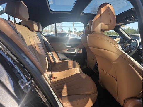 Certified 2025 Mercedes-Benz E 350 4MATIC Sedan image 75