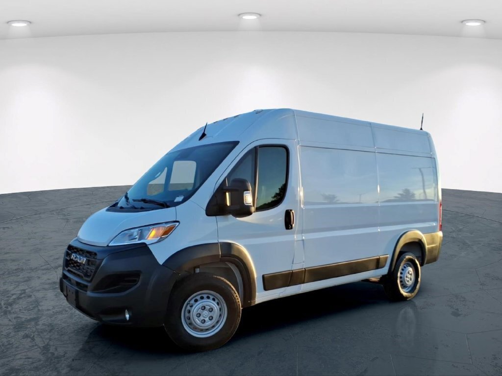 Used 2025 RAM ProMaster 1500 w/ Convenience Group FWD image 2