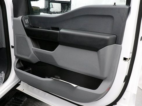 New 2025 Ford F450 XL w/ XL Chrome Package image 24