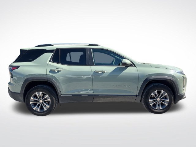 Used 2025 Chevrolet Equinox LT w/ Convenience Package II AWD/4WD image 7
