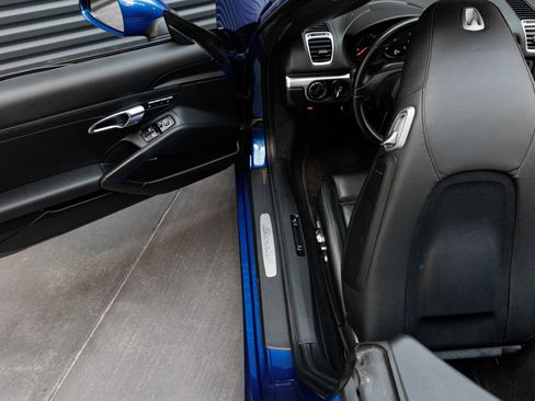 Used 2013 Porsche Boxster RWD image 26