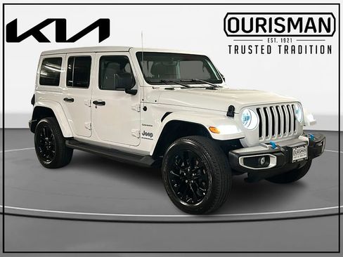 Used 2023 Jeep Wrangler Unlimited Sahara w/ Cold Weather Group image 1