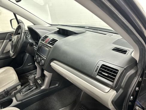 Used 2015 Subaru Forester 2.5i Touring w/ Eyesight & Navigation System AWD/4WD image 17