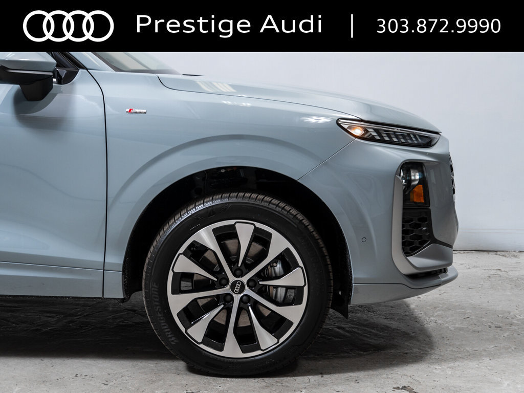 Used 2026 Audi Q3 quattro 2.0T w/ Driver Assistance Package AWD/4WD image 13