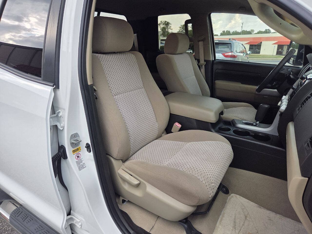 Used 2007 Toyota Tundra SR5 w/ TRD Off-Road Pkg RWD image 11
