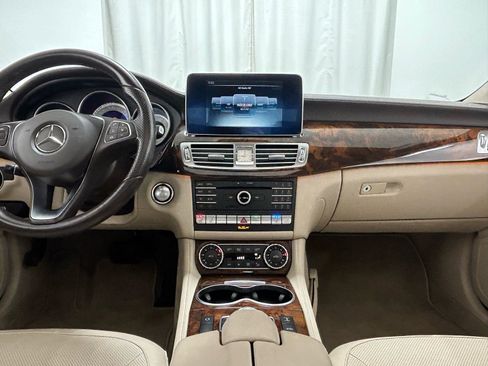 Used 2015 Mercedes-Benz CLS 400 4MATIC image 9