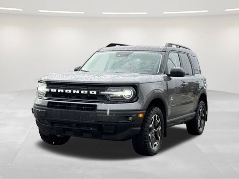 Used 2021 Ford Bronco Sport Outer Banks w/ Outer Banks Package (96D) image 1