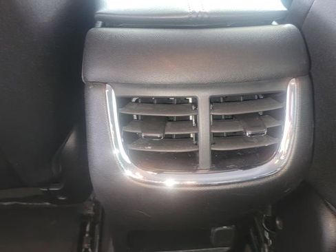 Used 2023 Chevrolet Malibu LT FWD image 26