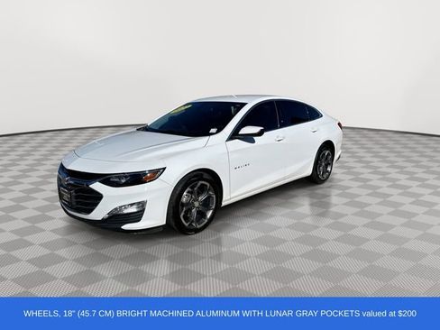 Used 2022 Chevrolet Malibu LT image 4