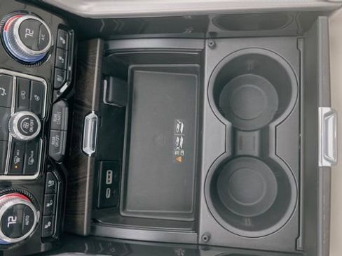 Used 2023 GMC Yukon Denali w/ Advanced Technology Package image 33