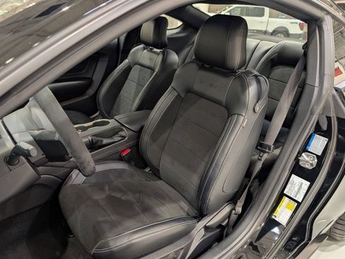Used 2015 Ford Mustang Shelby GT350 RWD image 4