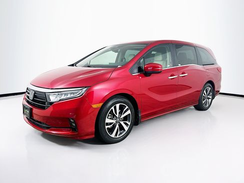 Used 2022 Honda Odyssey Touring image 3