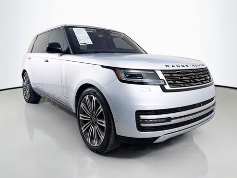 Certified 2023 Land Rover Range Rover Long Wheelbase Autobiography image 3