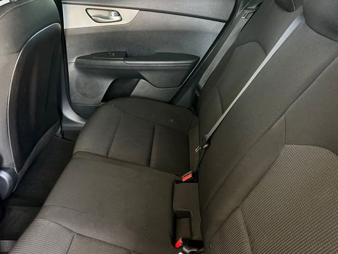Used 2021 Kia Forte LXS FWD image 15