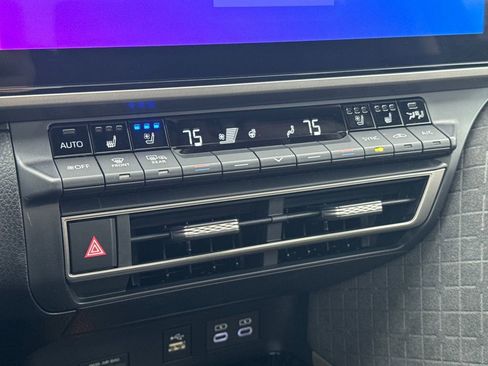 Used 2026 Toyota Camry XSE image 21