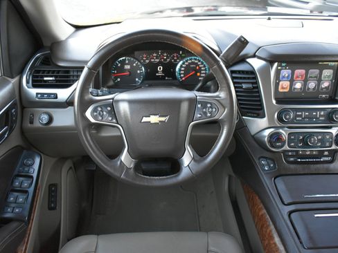 Used 2017 Chevrolet Tahoe Premier image 12