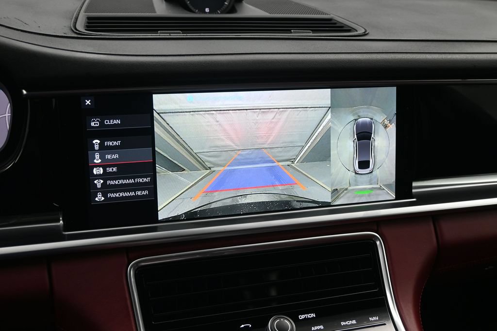 Used 2019 Porsche Panamera image 14
