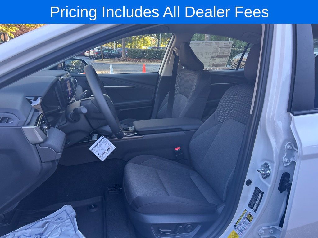 New 2026 Toyota Camry LE w/ Convenience Package FWD image 3