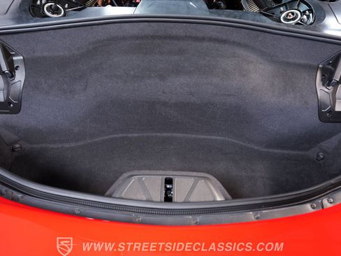 Used 2021 Chevrolet Corvette Stingray Preferred Cpe w/ Z51 Performance Package RWD image 30
