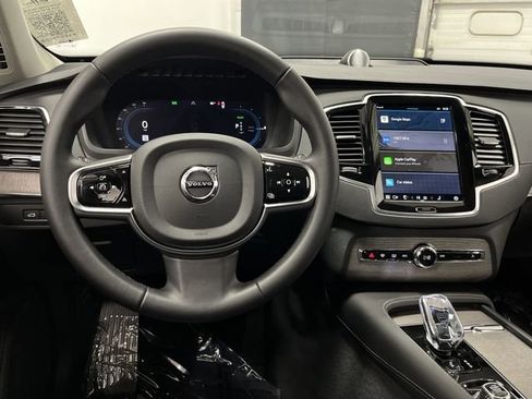 Used 2024 Volvo XC90 T8 Ultimate w/ Protection Package Premier image 4