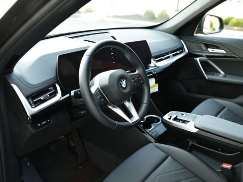 New 2026 BMW X1 xDrive28i AWD/4WD image 17