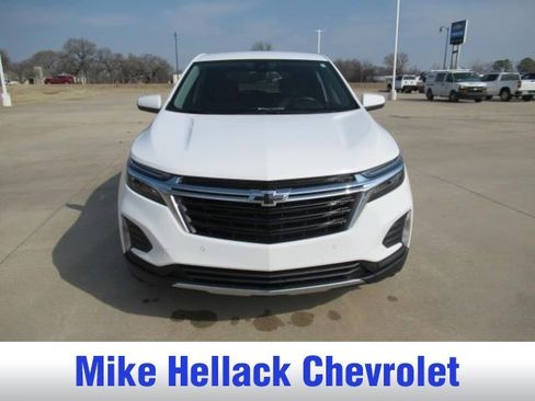 Used 2024 Chevrolet Equinox LT w/ LPO, Floor Liner Package image 2